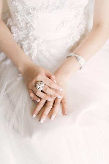 婚礼季也不怕 我靠这些配饰脱颖而出
婚礼季也不怕 我靠这些配饰脱颖而出