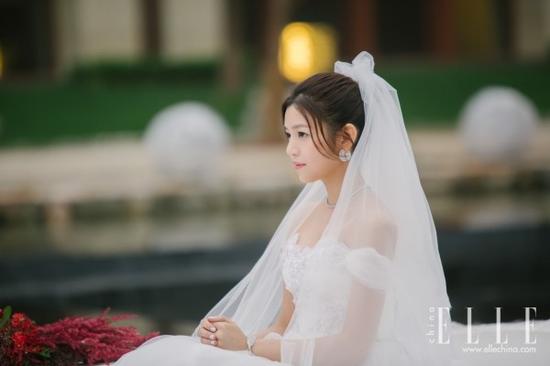 婚礼季也不怕 我靠这些配饰脱颖而出
婚礼季也不怕 我靠这些配饰脱颖而出