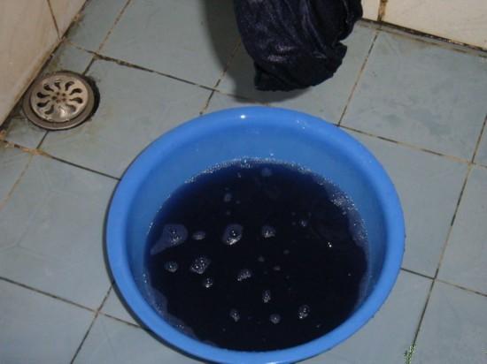 网购服装要小心 新衣服一定要洗过再穿!