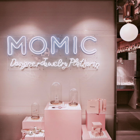 上海时装周 | MOMIC甄选优秀设计师，放大配饰新势力