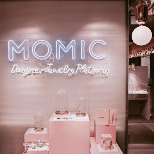 上海时装周 | MOMIC甄选优秀设计师,放大配饰新势力