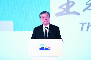 十一届全国政协经济委员会副主任、商务部原副部长张志刚。