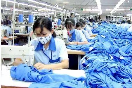中国服装代工巨头依然掌握全球制造 申洲国际如何做到的？ 